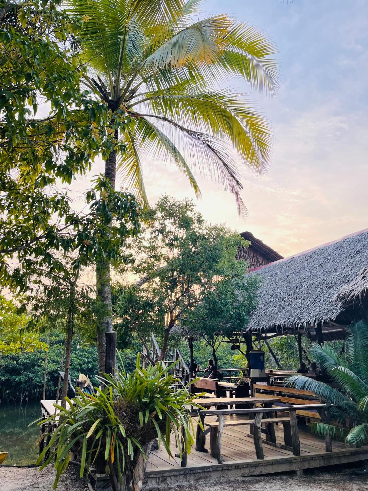 Lily'S Riverhouse Prek Svay Village Exterior photo